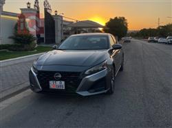 نيسان ألتيما